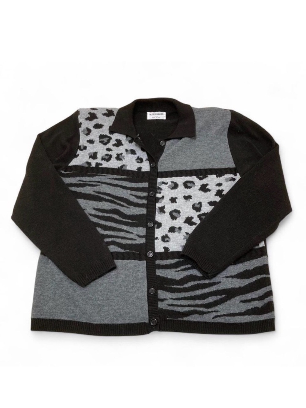 3/$20 Vintage 90’s Animal Print Cardigan Sweater Women’s Large Indie Retro Block